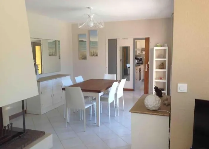 Holiday home Petit Paradis Jard-sur-Mer