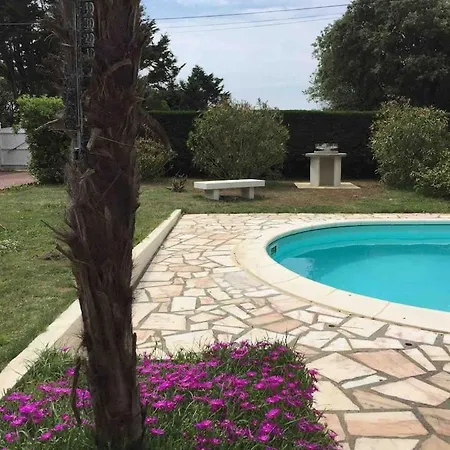 בית נופש Petit Paradis ז'אר-סור-מר